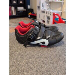 EUC Peloton cycling bike shoes with look delta cleats EU 40 US women's 9